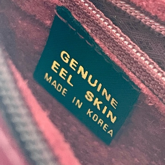 Vintage 1980s Burgundy Red Eel Leather Crossbody Bag - Picture 12 of 14